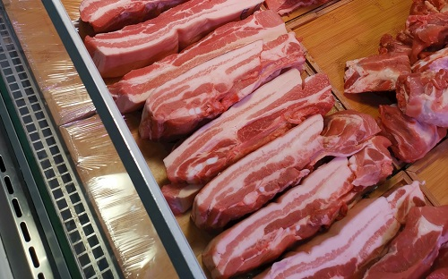 315将至,谁还记得去年的“瘦肉精”羊肉事件,怎么分辨肉类的瘦肉精?